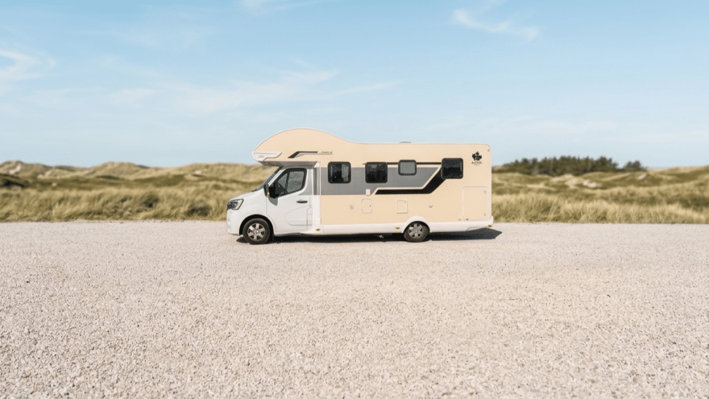 Autocamper service 36 svg%3E