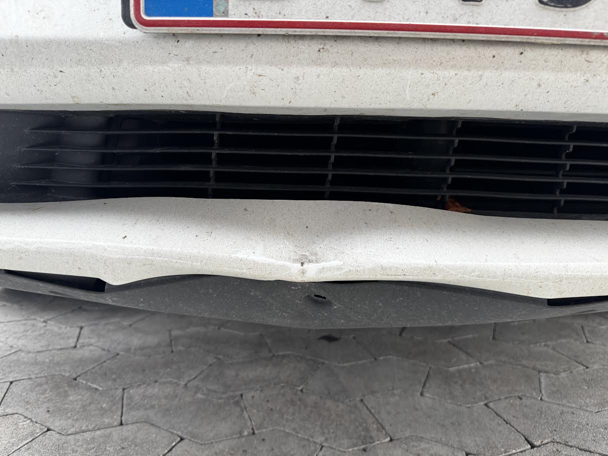 Tesla Skadeservice 10 RP39380250079H 0 1763387931929