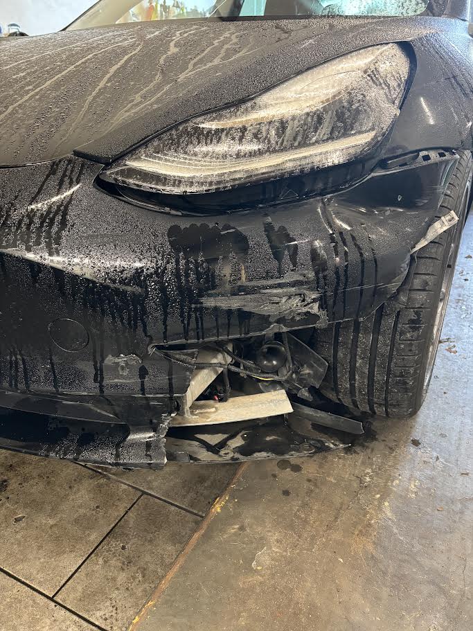 Tesla Skadeservice 4 Tesla skadeservice og forsikringsskader hos freck autoteknik i slagelse