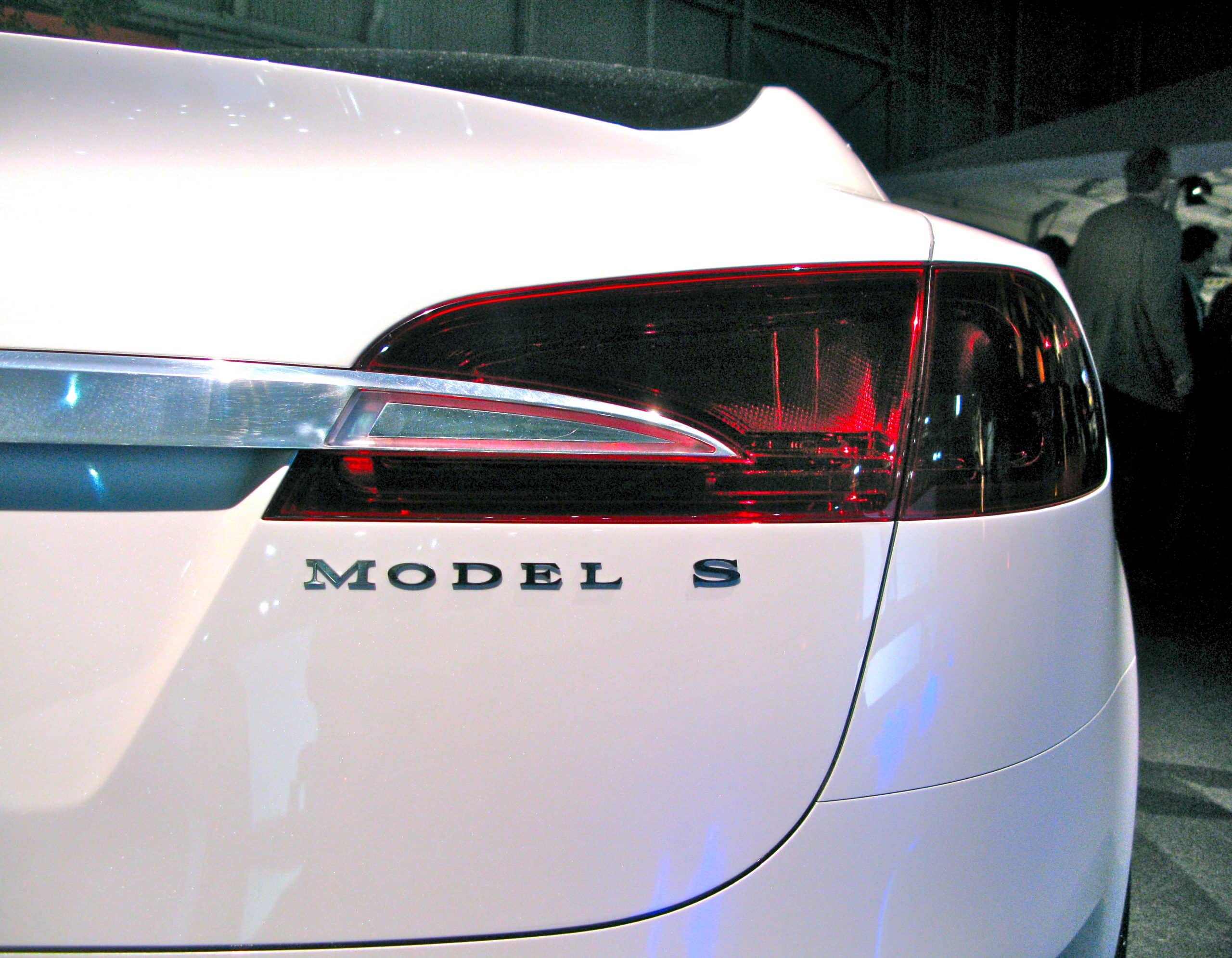 Tesla Skadeservice 8 Tesla Model S Freck Auto teknik